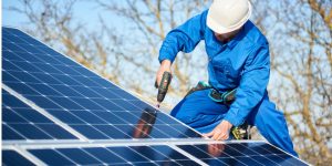 Installation Maintenance Panneaux Solaires Photovoltaïques à Rageade